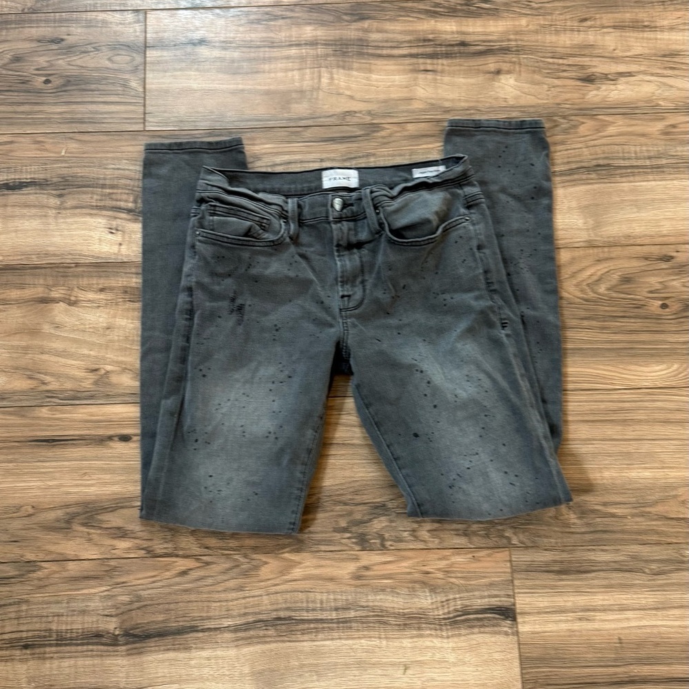 Frame Jagger True Skinny Gray distressed Jeans! EUC